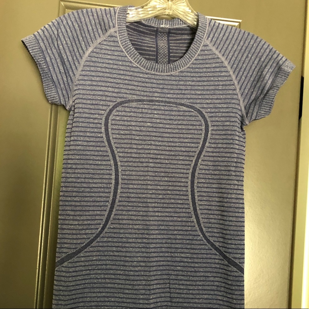 Lululemon short sleeve